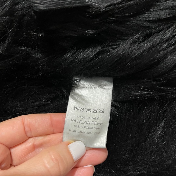 Patrizia Pepe Italian shearling - Picture 6 of 7